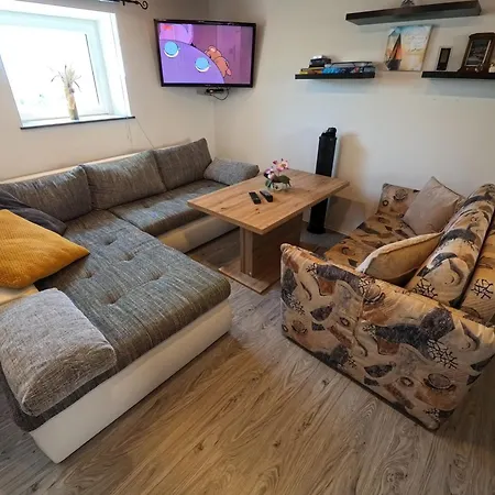 Koliba J&s Apartmán Ledenice