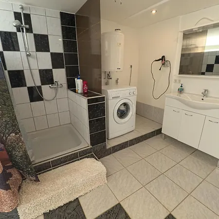 Koliba J&s Apartman